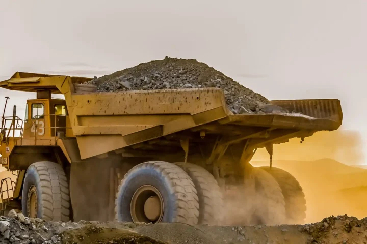 Plantas mineras de oro y plata (Circuitos CIP, CIL y CIC).